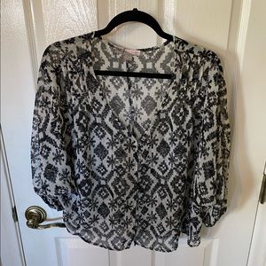 Black + White Printed Blouse | Size Medium